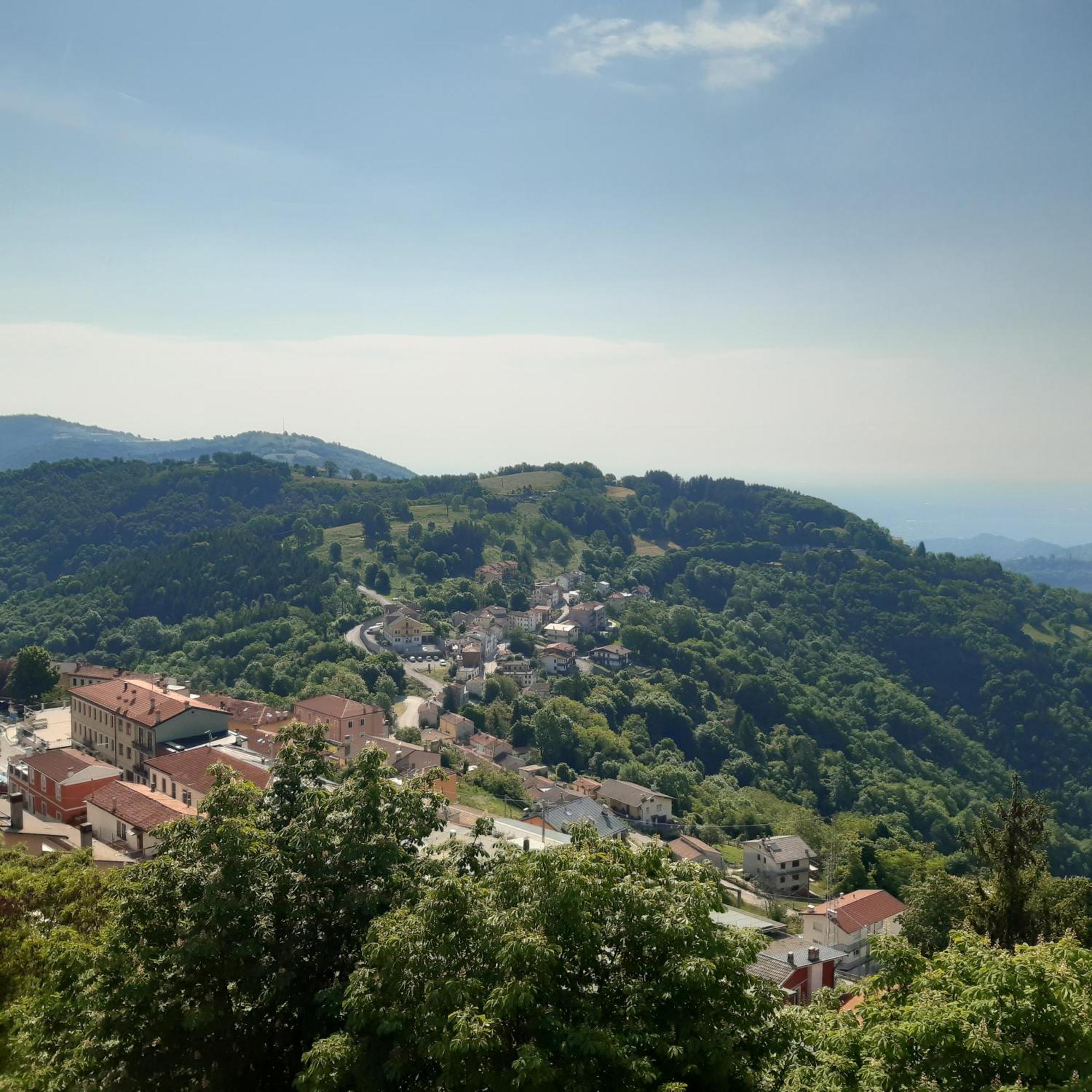 Mansarda Accogliente A Lusiana Appartement Buitenkant foto